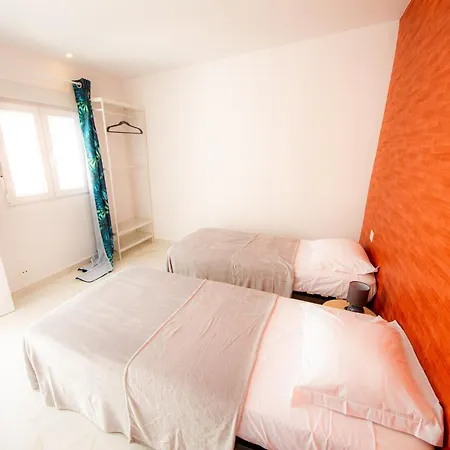Point 3 Bed House Hébergement de vacances