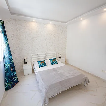 Point 3 Bed House Hébergement de vacances Arona (Tenerife)